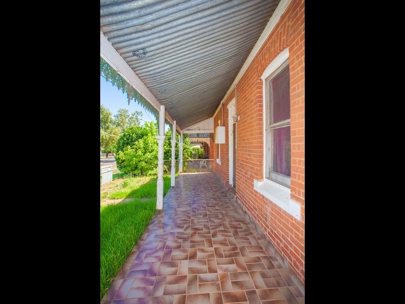 22 Simpson Street, Wellington NSW 2820