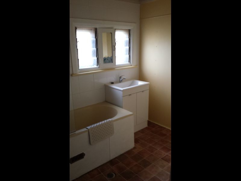 43 Lee Street, Wellington NSW 2820