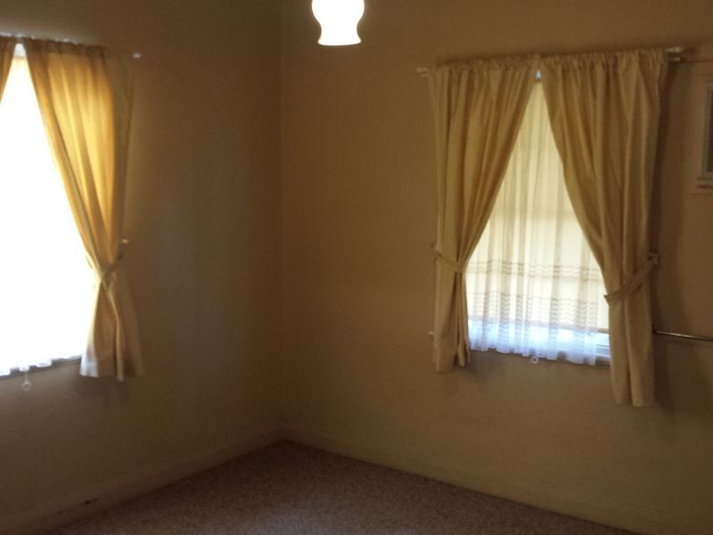 43 Lee Street, Wellington NSW 2820