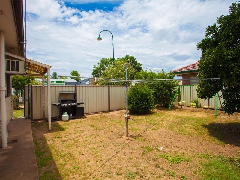 43 Lee Street, Wellington NSW 2820