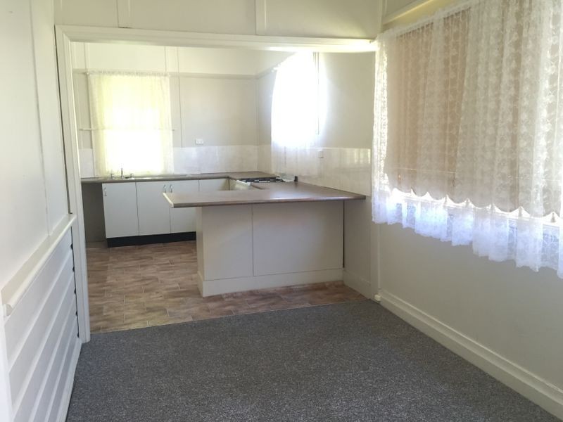 84 Thornton Street, Wellington NSW 2820