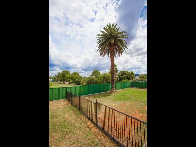 49 Gisborne Street, Wellington NSW 2820