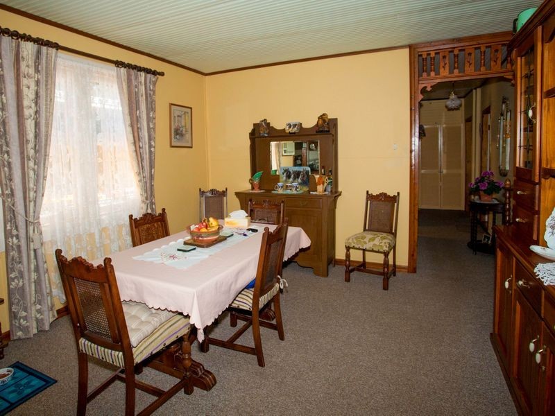 21 Bell Street, Yeoval NSW 2868