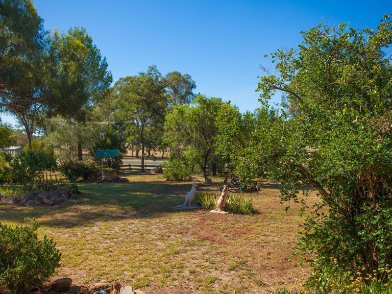 21 Bell Street, Yeoval NSW 2868