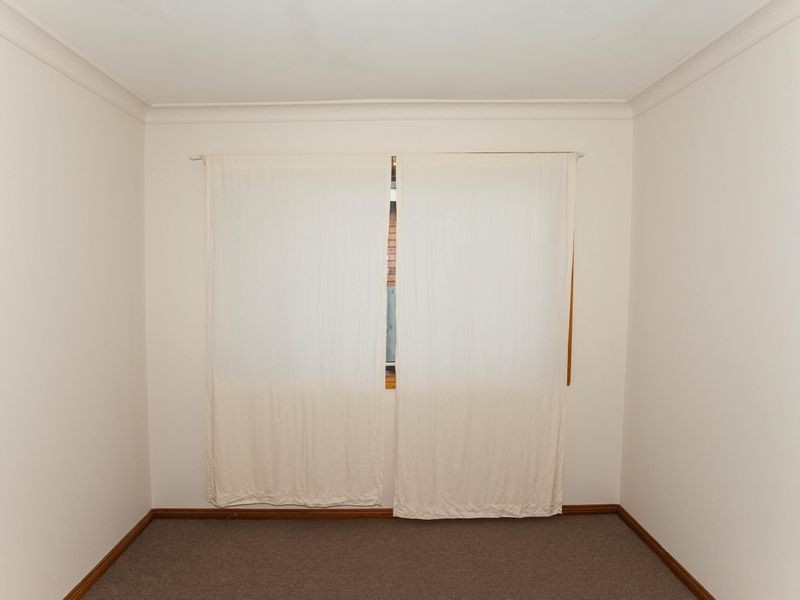 8 Dibbs Street, Wellington NSW 2820