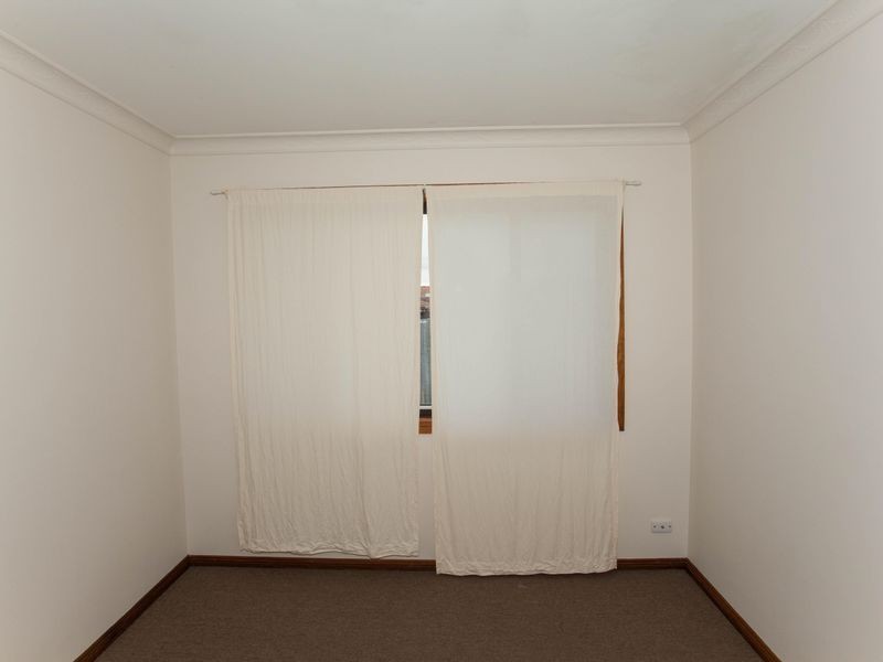 8 Dibbs Street, Wellington NSW 2820