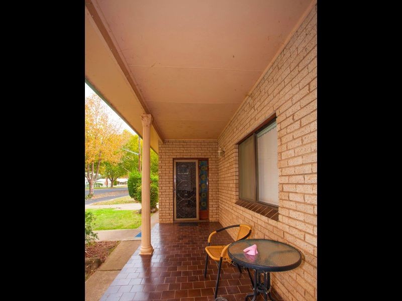 34 Whiteley Street, Wellington NSW 2820