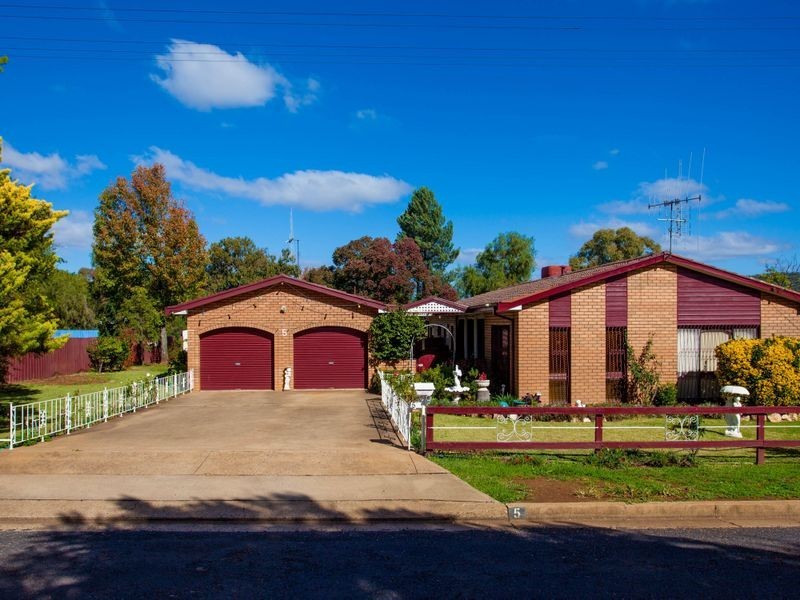 5 Apsley Street, Wellington NSW 2820