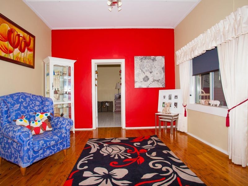 43 Whiteley Street, Wellington NSW 2820