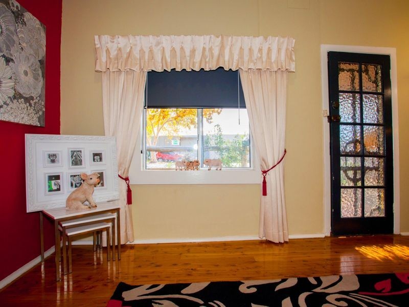 43 Whiteley Street, Wellington NSW 2820