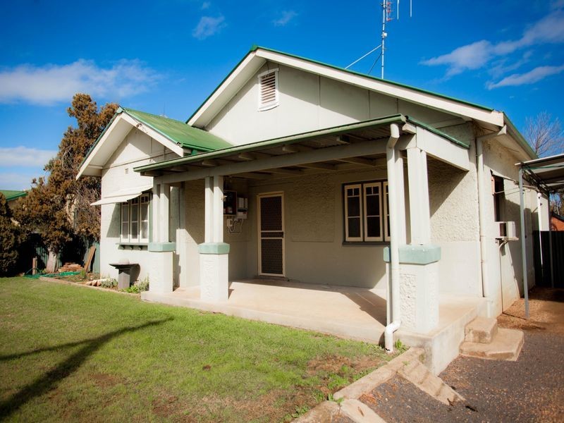 131 Pierce Street, Wellington NSW 2820