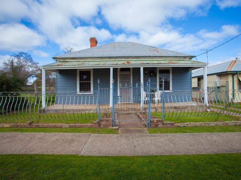 107 Maxwell Street, Wellington NSW 2820