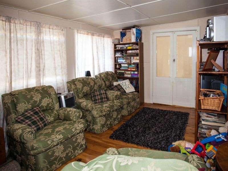 31 Simpson Street, Wellington NSW 2820