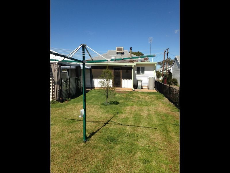 10 Clive Street, Wellington NSW 2820