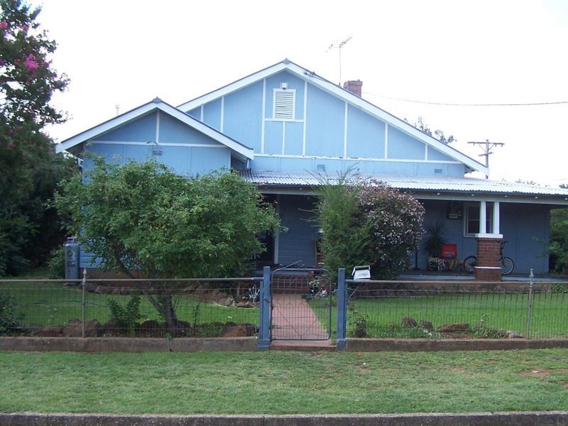 122 Swift Street, Wellington NSW 2820