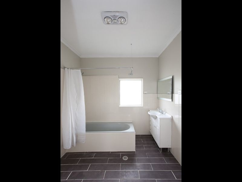 100 Simpson Street, Wellington NSW 2820