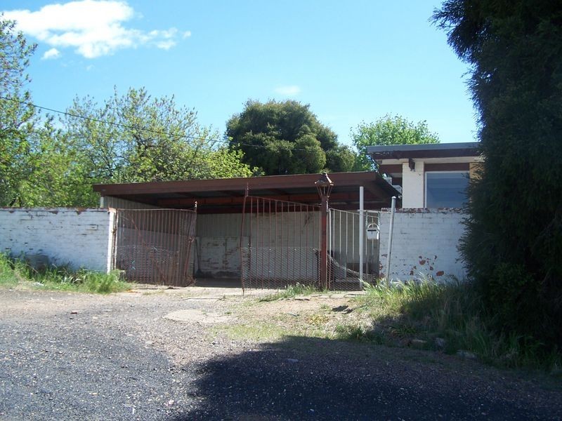 7 McLeod Street, Wellington NSW 2820