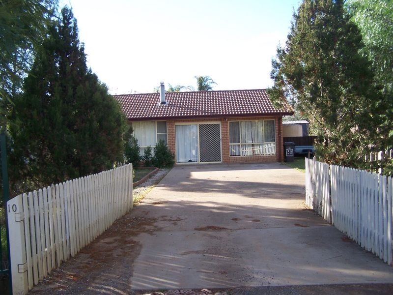 10 Apsley Street, Wellington NSW 2820