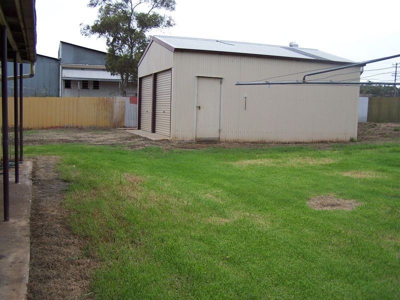 6 Dubbo Road, Wellington NSW 2820