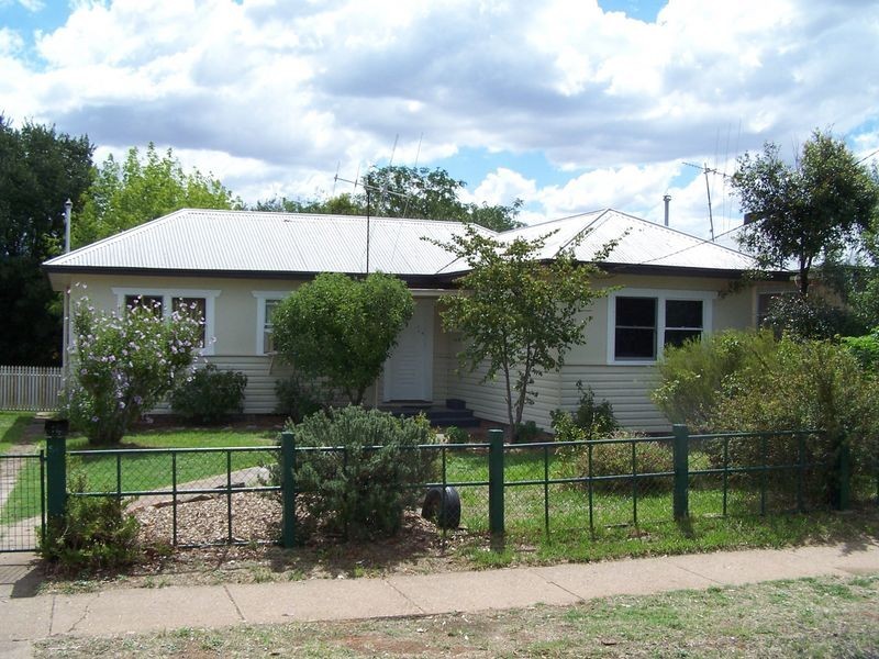 85 Pierce Street, Wellington NSW 2820