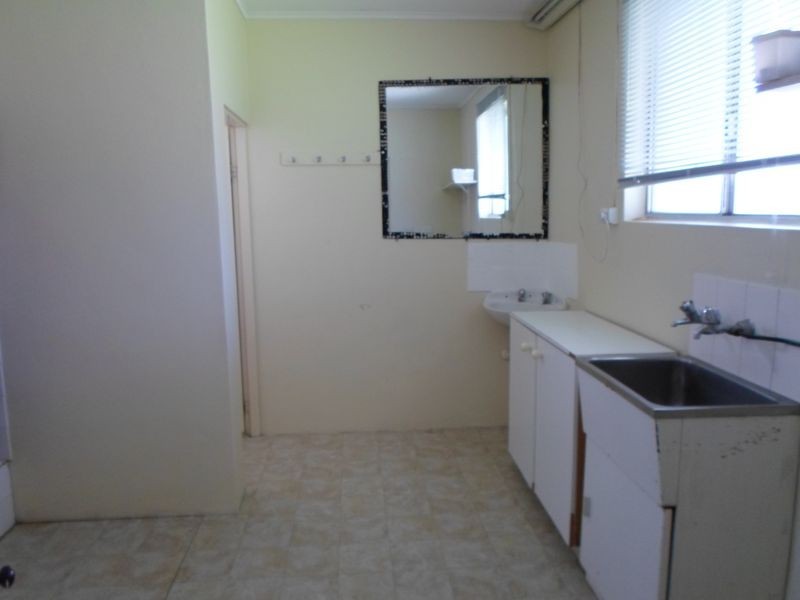 24 Percy Street, Wellington NSW 2820