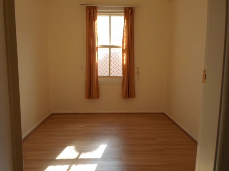 5 Parkes Street, Wellington NSW 2820