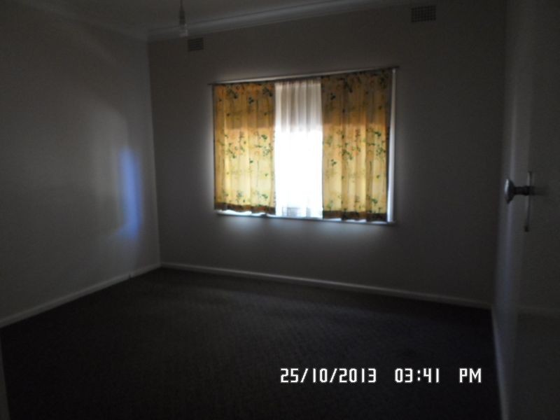 3/16 Bank Street, Wellington NSW 2820