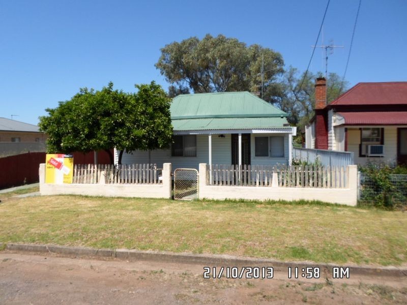 67 Whiteley Street, Wellington NSW 2820