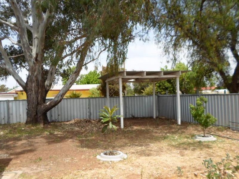 67 Whiteley Street, Wellington NSW 2820