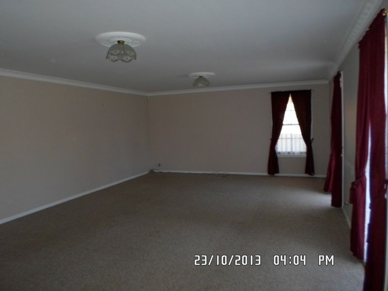 84 Montefiores Street, Wellington NSW 2820