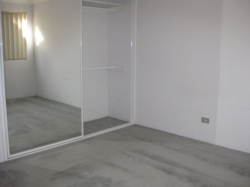 18-20 Queens Road, Westmead NSW 2145