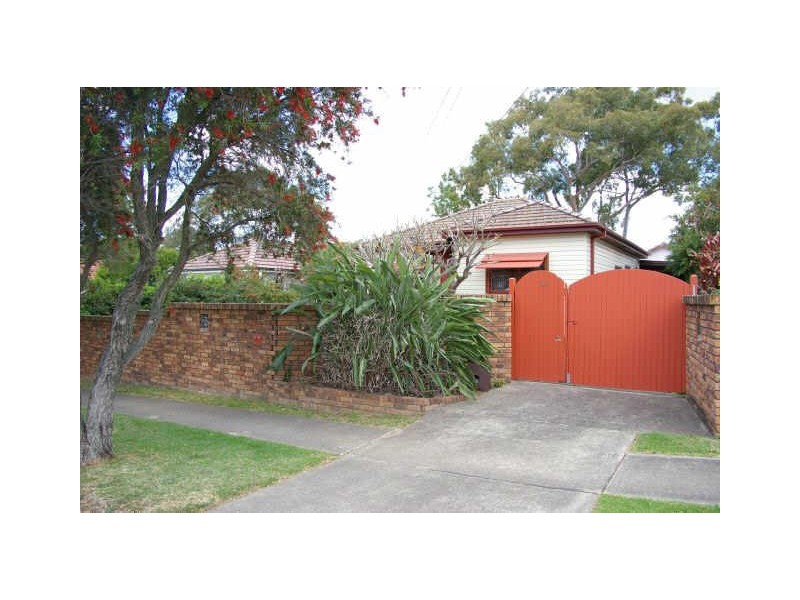36 MOREE AVENUE, Westmead NSW 2145