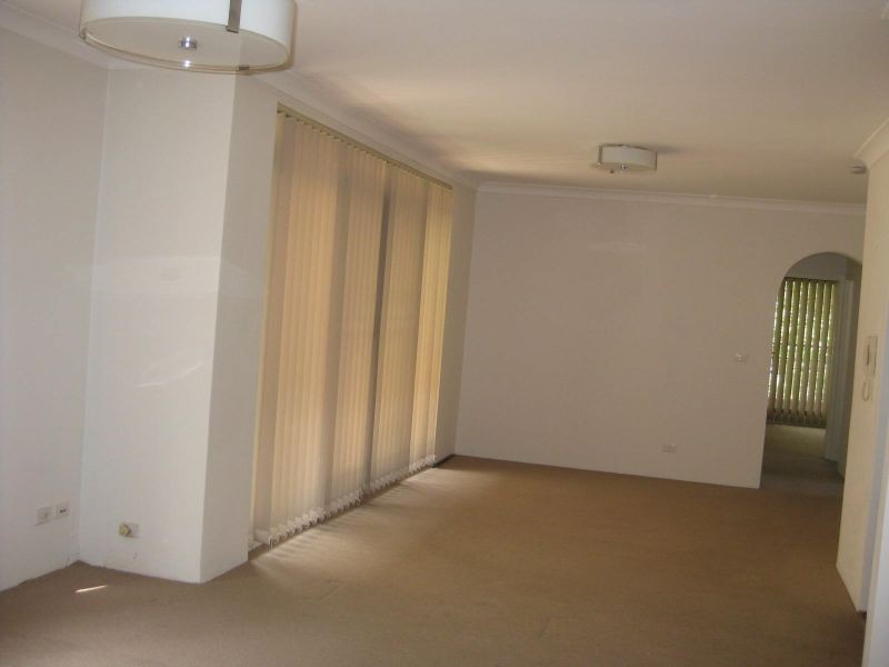 20 Caroline Street, Westmead NSW 2145