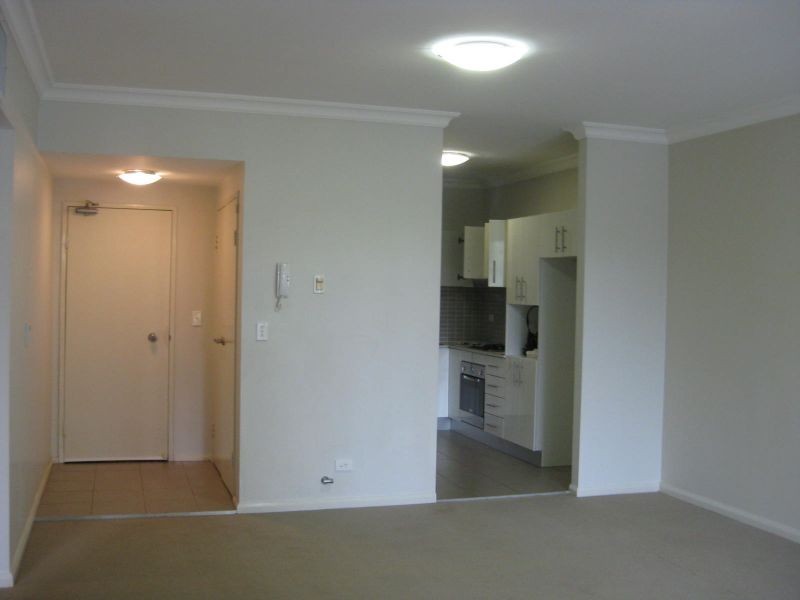 32-34 Mons Road, Westmead NSW 2145