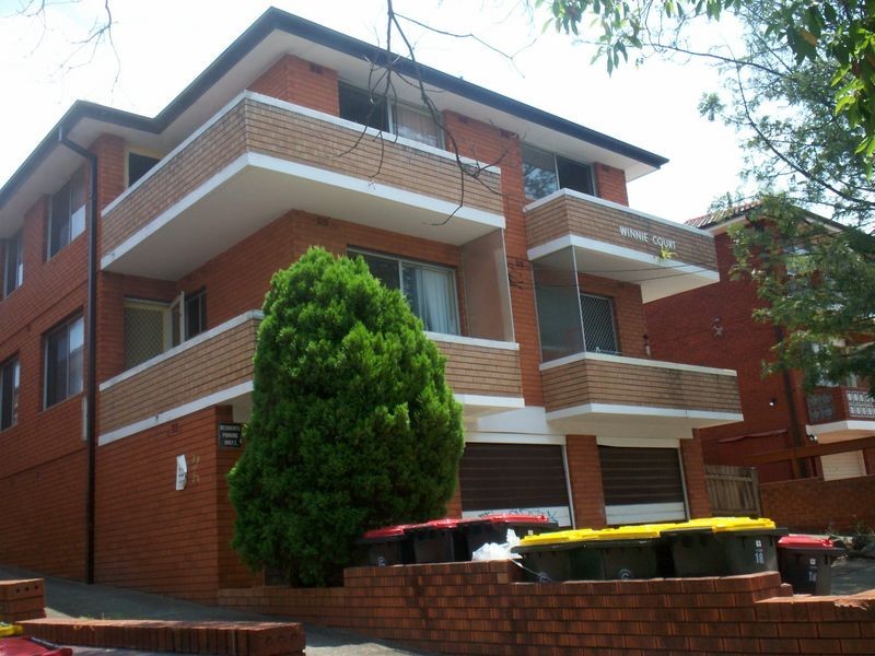 18 Colin Street, Lakemba NSW 2195