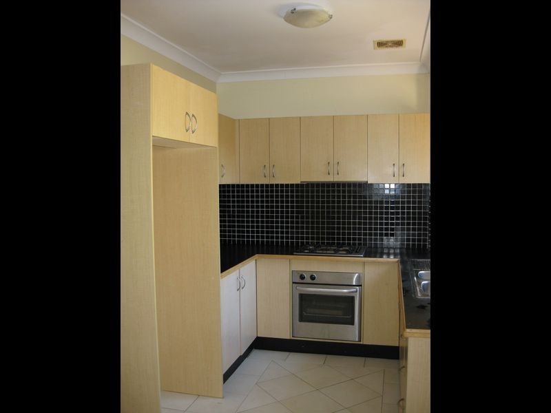 79-81 Amos Street, Westmead NSW 2145