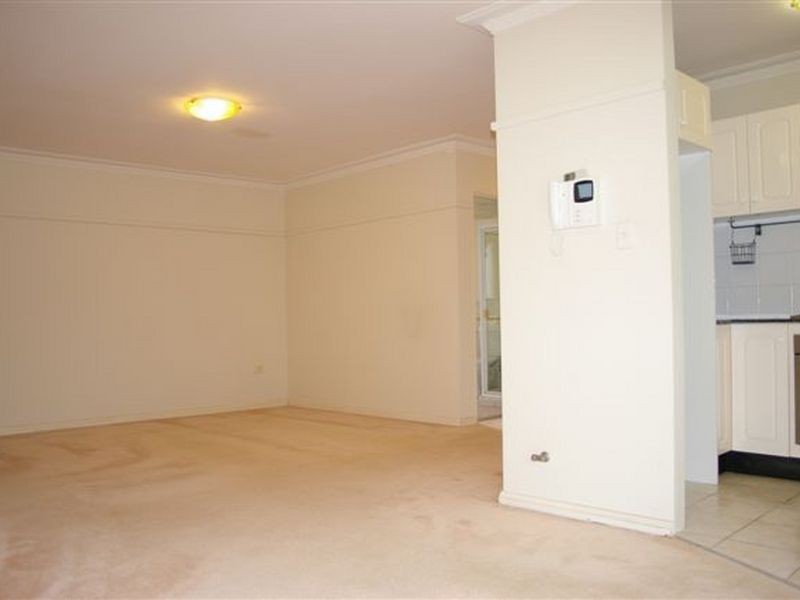 34 Hassall Street, Westmead NSW 2145