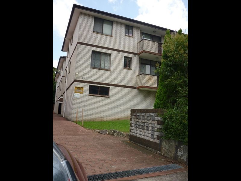 18-20 Hutchinson Street, Granville NSW 2142