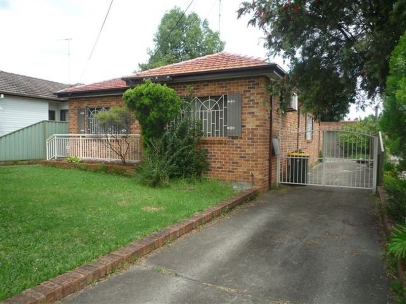 44 Fullagar Road, Wentworthville NSW 2145