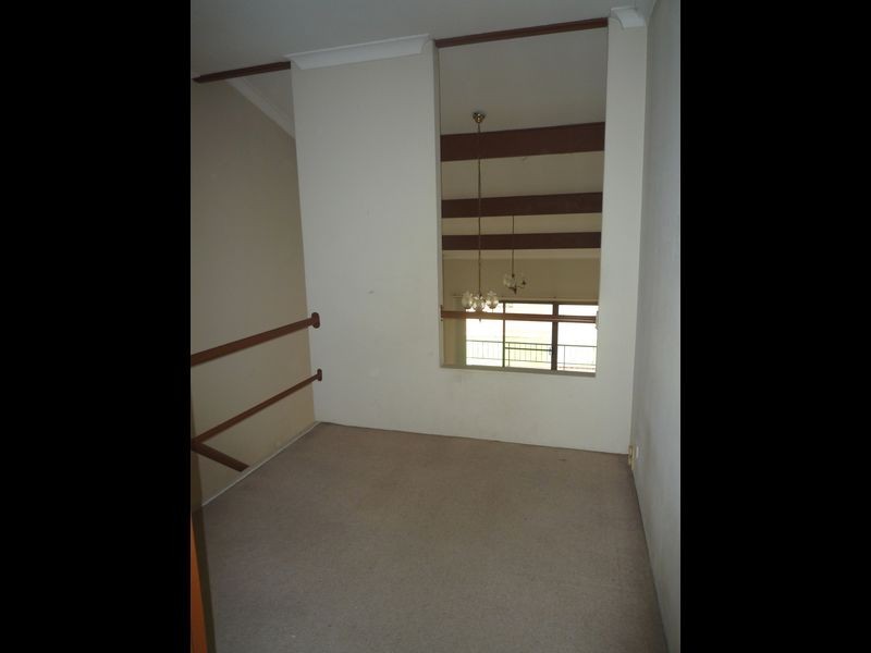 24 Helen Street, Westmead NSW 2145