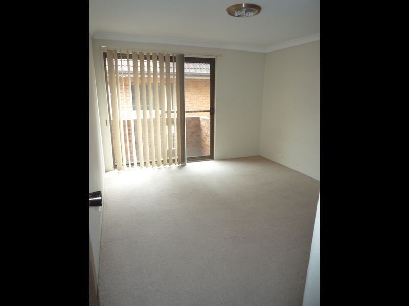 24 Helen Street, Westmead NSW 2145