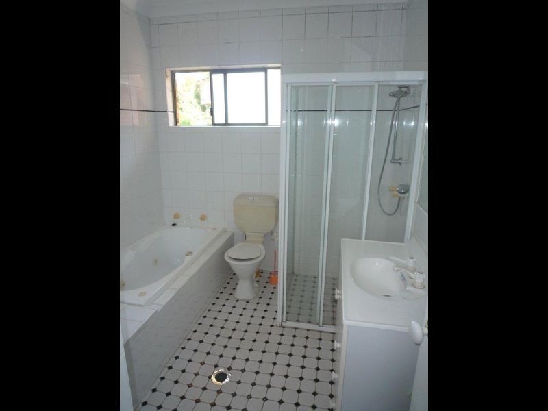 9-11 Priddle Street, Westmead NSW 2145