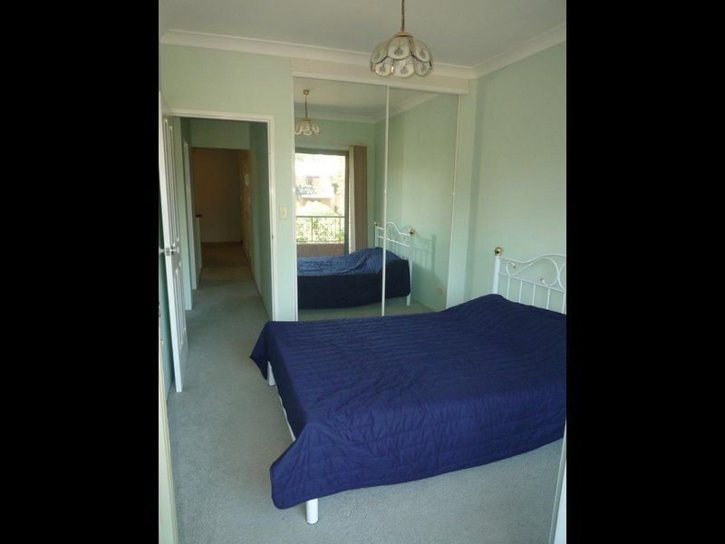 9-11 Priddle Street, Westmead NSW 2145