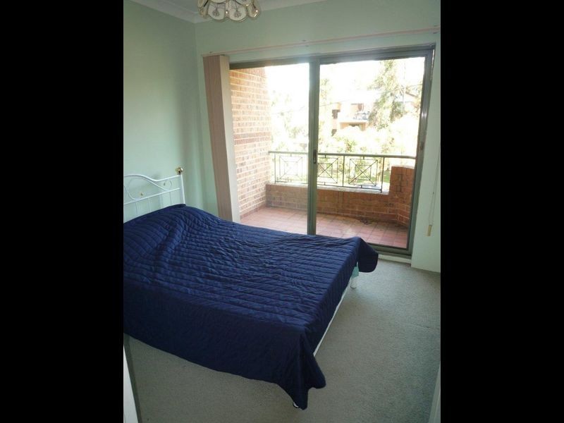 9-11 Priddle Street, Westmead NSW 2145