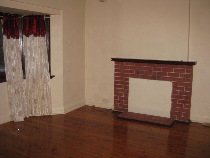 37 Grand Avenue, Westmead NSW 2145