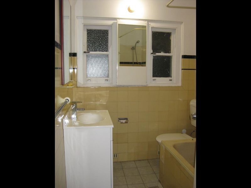 37 Grand Avenue, Westmead NSW 2145