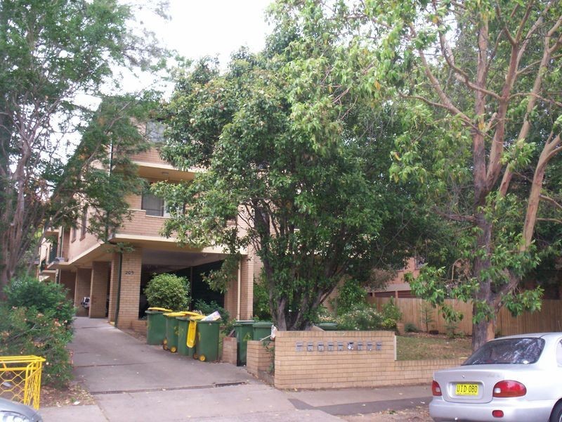 209 Hawkesbury Road, Westmead NSW 2145