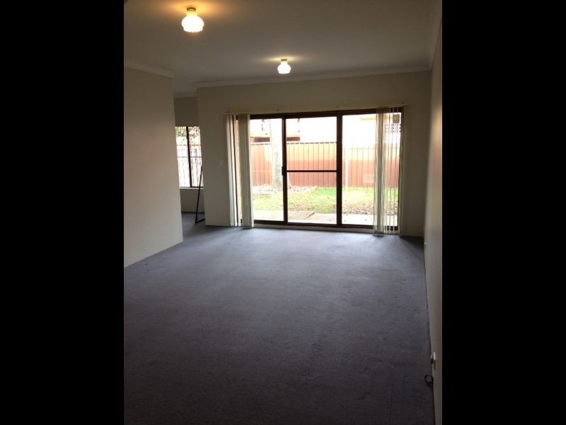 24 Helen Street, Westmead NSW 2145