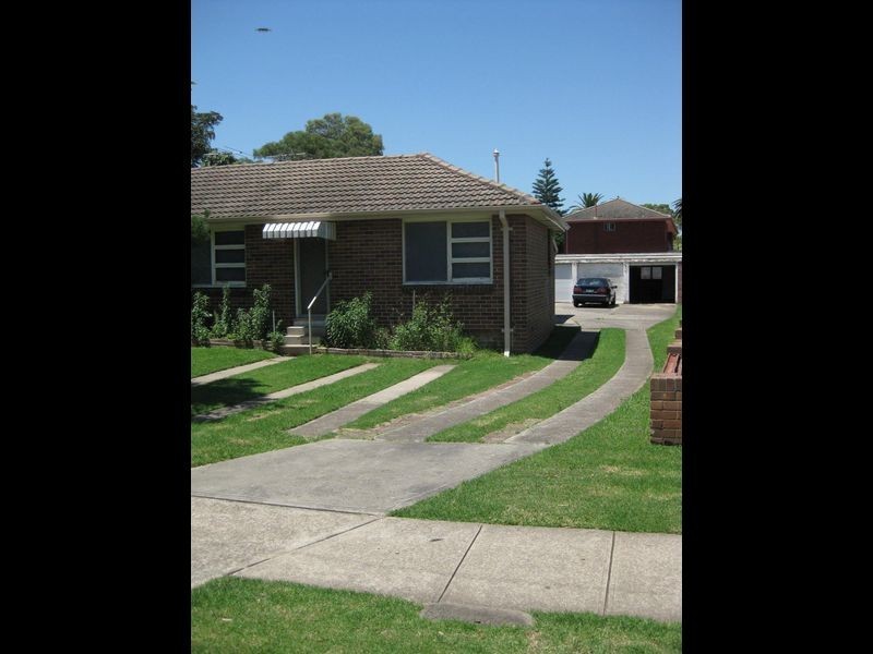 50 Alexandra Avenue, Westmead NSW 2145