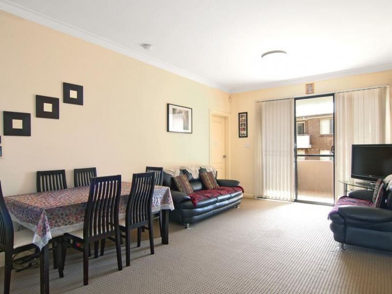 8-10 LYDBROOK STREET, Westmead NSW 2145